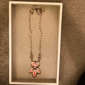 Stella & Dot Hibiscus Pendant Necklace